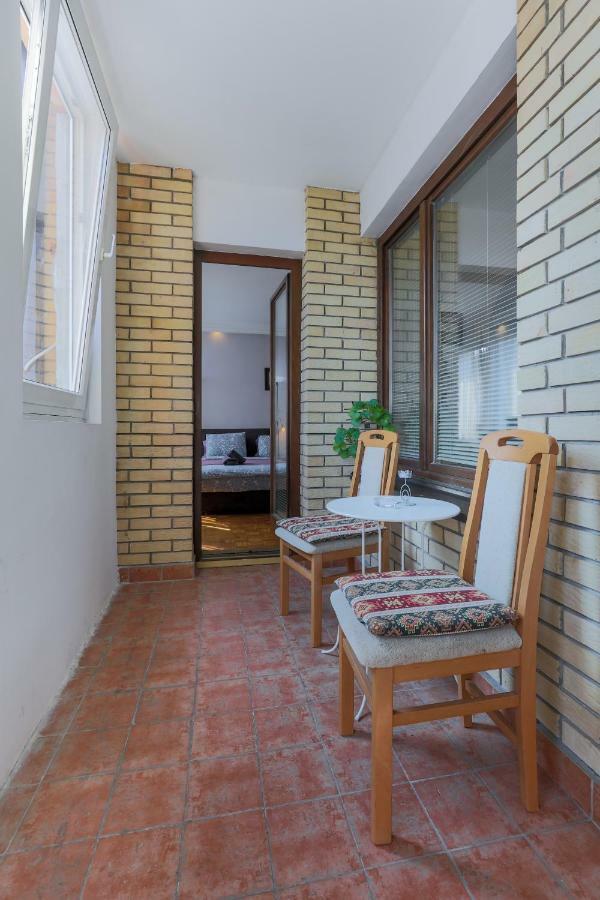Apartment Gloria Belgrád Kültér fotó