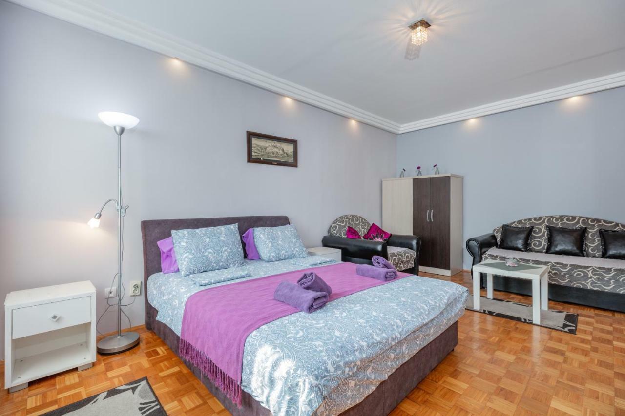 Apartment Gloria Belgrád Kültér fotó