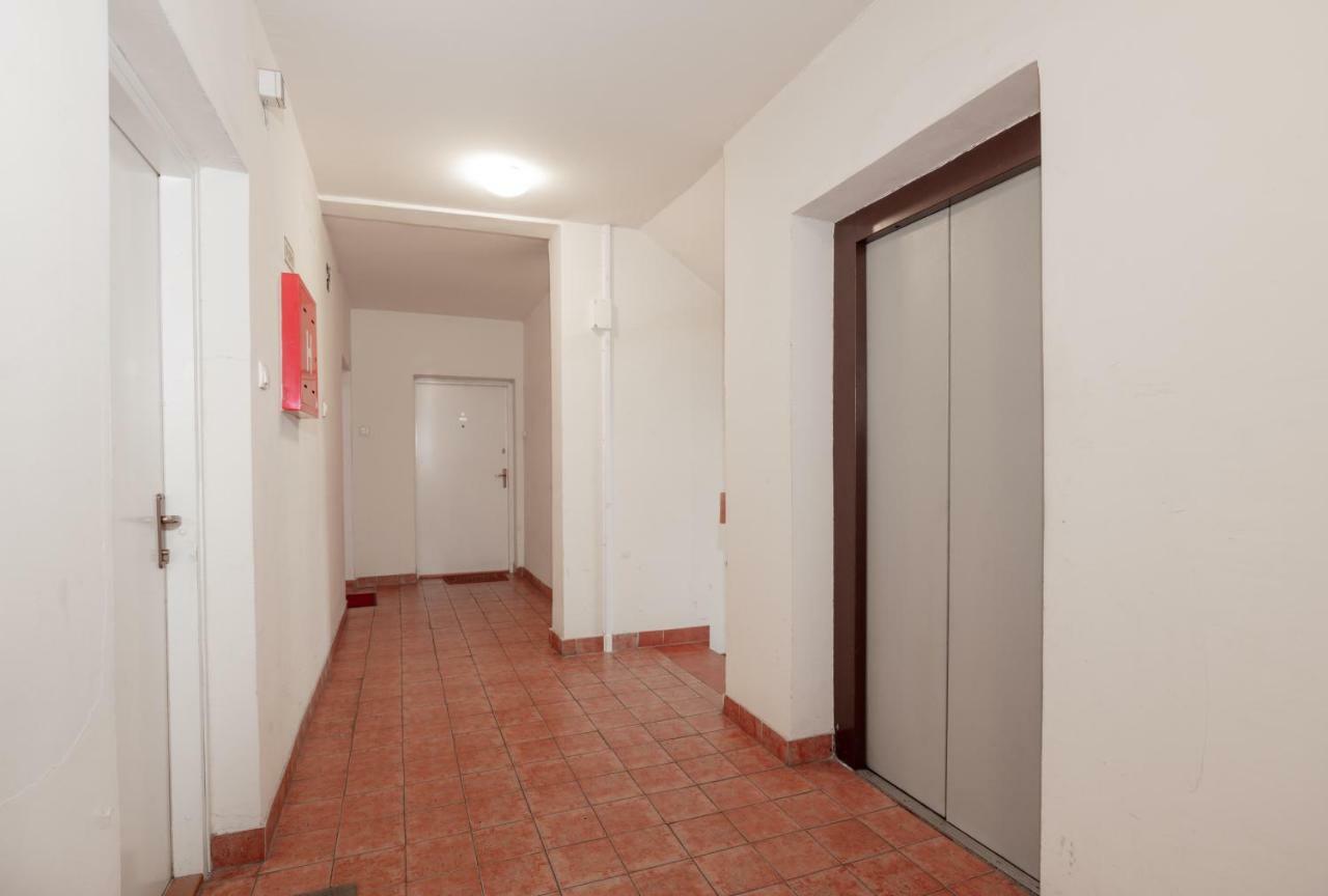 Apartment Gloria Belgrád Kültér fotó